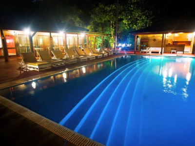 Hotel_La_Cantera_piscina_noche